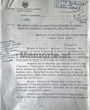 Kur futbollistët e Partizanit, Flamurtarit e Vllaznisë, ndesheshin me doganierët për magnetofonat e pakot e çimçakizave