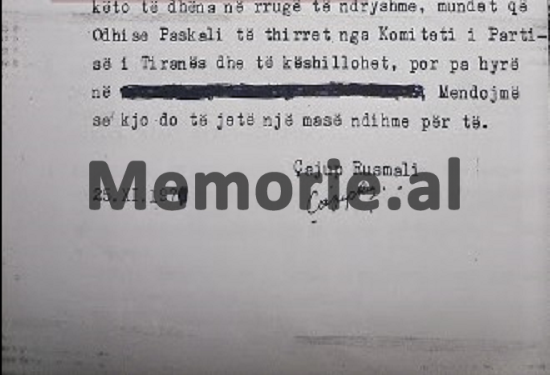 Raporti i Çajup Rusmajlit: Odhise Paskali shet bustet e Enverit, lekët i prish me gra dhe vajza imorale