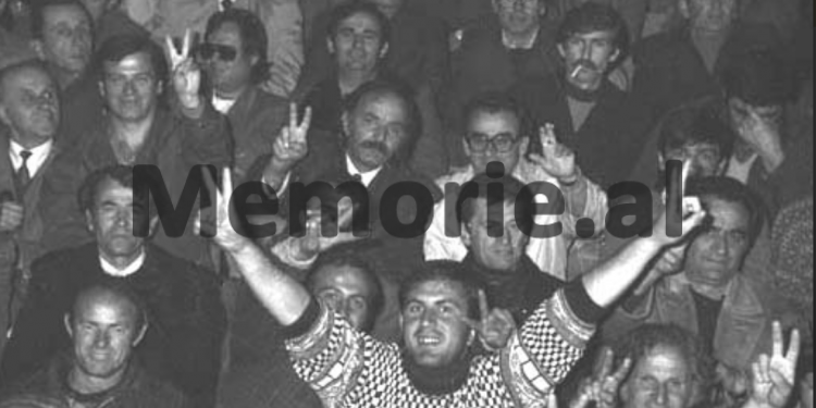 Imazhet e rralla në zgjedhjet e para pluraliste. Si votuan Nano, Berisha, Ramiz Alia dhe intervistat e tyre para kamerave….