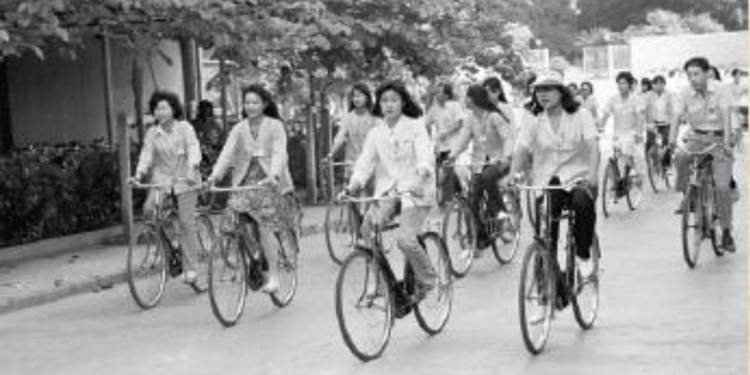 Raporti për Enverin: Zv/ministri i Jashtëm, shoku Gen Piao, tha se përdhunimet e kanë dëmtuar autoritetin e PPSH-së dhe popullit shqiptar, por nuk e kanë lëkundur miqësinë, ajo do jetë….