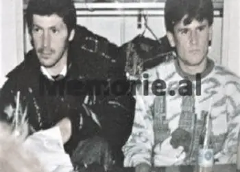 Si u arratisën në Athinë dy futbollistët tanë Bërshemi dhe Hoxha, masat që u morën ndaj familjeve të tyre e Klubit Vllaznia/Dokumenti sekret