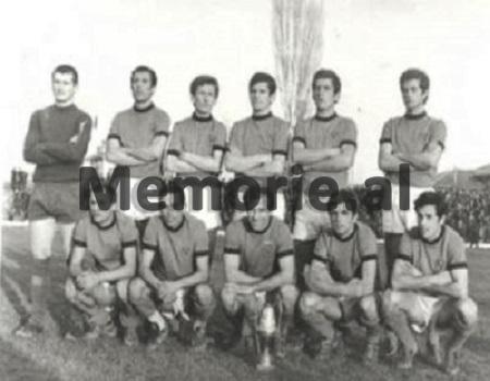 Si u arratisën në Athinë dy futbollistët tanë Bërshemi dhe Hoxha, masat që u morën ndaj familjeve të tyre e Klubit Vllaznia/Dokumenti sekret
