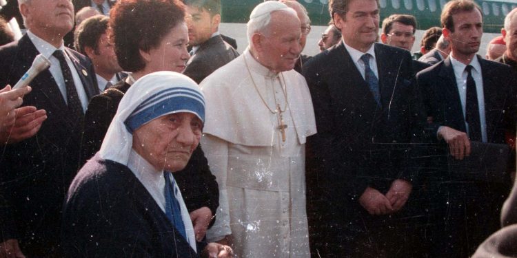 Kreut i Vatikanit, Papa Gjon Pali i Dytë