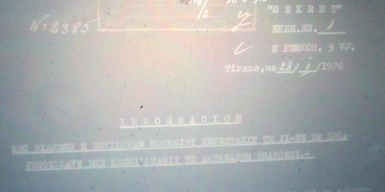 Përgjimet e Shtëpisë me Gjethe për Ambasadat /Raporti sekret i Feçor Shehut për Hysni Kapon: Nënkoloneli francez, Landel, fotografon objekte ushtarake, kurse përkthyesja bullgare, Marionva, flet për  jugosllavët…