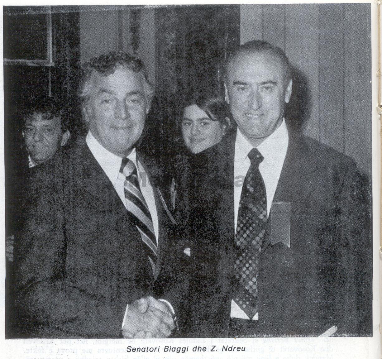 Zhak Shirak në 1978–ën pagëzoi një shesh në Paris me emrin “Skënderbej” në shenjë mirënjohje, të Lec Shllakut e Isa Ndreut, dy shqiptarët që i financuan fushatën elektorale për kryebashkiak…