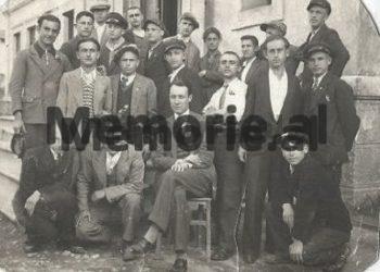 Private: “Mbas rehabilitimit të Rajkut në Hungari dhe Kostovit në Bullgari, ju duhet të bëni të njëjtën gjë me Koci Xoxen dhe Maleshoven…”/ Letra e panjohur nga Parisi në 1956-ën që alarmoi Enver Hoxhën