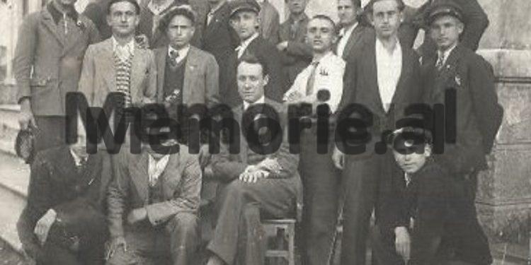 “Mbas rehabilitimit të Rajkut në Hungari dhe Kostovit në Bullgari, ju duhet të bëni të njëjtën gjë me Koci Xoxen dhe Maleshoven…”/ Letra e panjohur nga Parisi në 1956-ën që alarmoi Enver Hoxhën