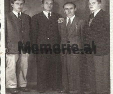“Mbas rehabilitimit të Rajkut në Hungari dhe Kostovit në Bullgari, ju duhet të bëni të njëjtën gjë me Koci Xoxen dhe Maleshoven…”/ Letra e panjohur nga Parisi në 1956-ën që alarmoi Enver Hoxhën