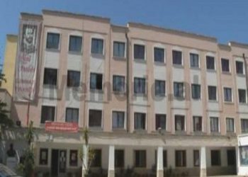 Kur nxënësit e “Sami Frashërit” shkruanin në mure “Vdekje Enver Hoxhës”