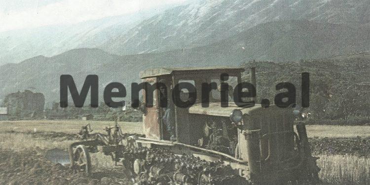 Fotot e rralla me imazhet të Shqipërisë socialiste në fundin e viteve ‘80-të dhe fillimin e viteve ‘90-të