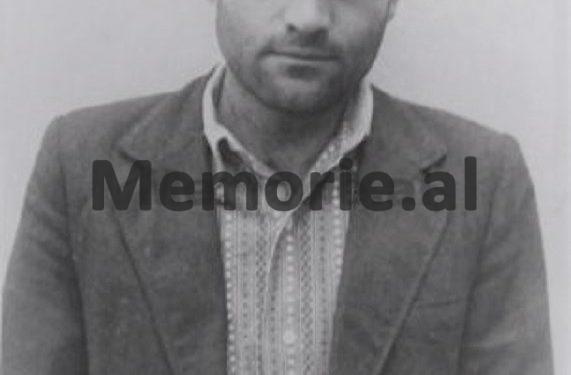 Me kokë të qethur në qeli pak minuta pas arrestimit….! Zbulohet foto e rrallë e Visar Zhitit