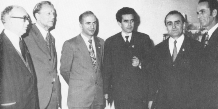 Porosia e Komitetit Qëndror në vitin 1974: Mos i acaroni marrëdhëniet me profesor Rexhep Qosen…