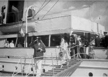 Memoirs of Queen Gerland / Adventures of King Zog’s family in different countries of the world … (rare photos)