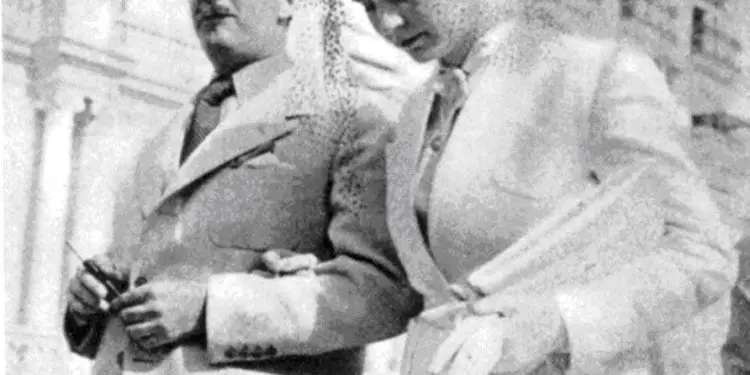 Memorie.al Mbreti Zog