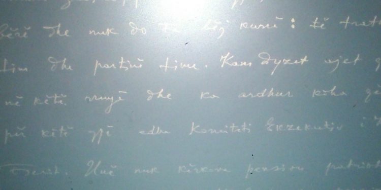 Letra e Sejfulla Malëshovës nga internimi për Enverin: Dua pension pleqërie dhe jo patriotik, nuk e tradhtoj kurrë vendin dhe Partinë time…