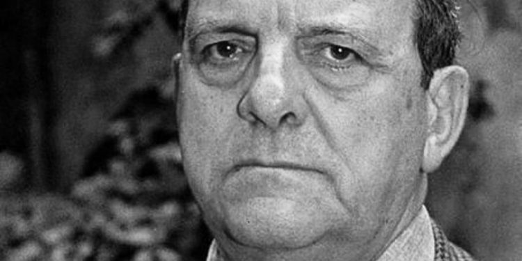 Letra e Koço Danajt për Enverin: Romani tek filmi “Rrëfimet e komisarit të Policisë”, është krejt fallco, janë figura shërbëtorësh të borgjezisë….