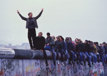 Rënia e Murit të Berlinit / Dëshmitë e dy njerëzve të fundit që kryen arratisjet nga Lindja komuniste….
