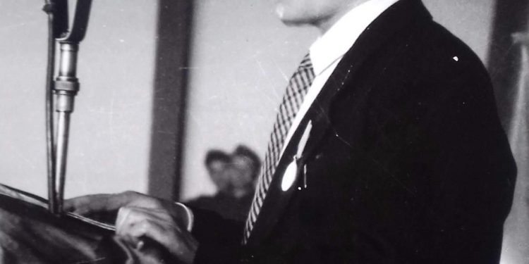 Memorie.al Sejfulla Malëshova