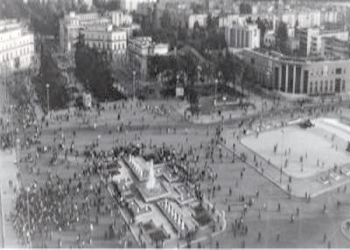 Imazhe të personaliteteve që vizituan Shqipërinë nga 1930-ta e deri më 1991