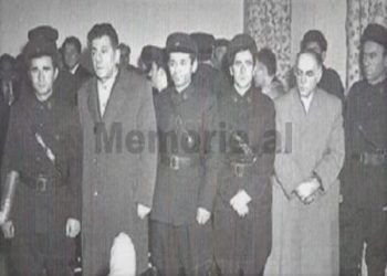 Bëmat e diktatorit shqiptar në librin e panjohur “Shqipëria e Enver Hoxhës”, i gazetarëve të TANJUG-ut, botuar në Beograd në 81-in…