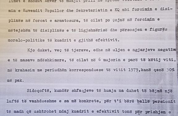 Letra e Feçorit për Enverin: Oficerin e Sigurimit, R.Xh. në Shkodër e arrestuam se ndihmoi një vajzë për qëllime të ulta….