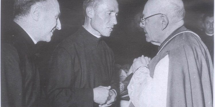 Memorie.al AT JAK GARDIN