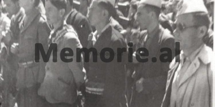 Fotot e panjohura të Ballit Kombëtar gjatë Luftës, që u mbajtën sekret për 45 vjet me rradhë në arkivin e ish-Komitetit Qëndror të PPSH-së…