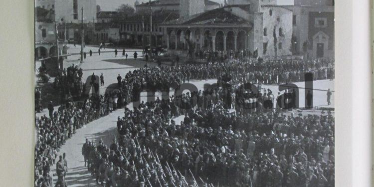 Dokumentet historike / Si u festua 28 nëntori i vitit 1944, si dita e çlirimit të Shqipërisë…(fotot e papublikuara)