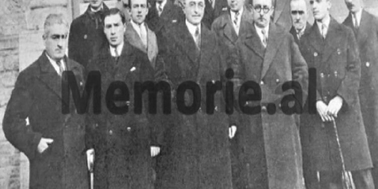 E arrestuan se kur vdiq Enveri u lye me buzëkuq dhe bënte xhiro…./ Historia e rrallë e Nora Prosit, që i tha Sigurimit: Zinë le t’ja mbaj Nexhmija…