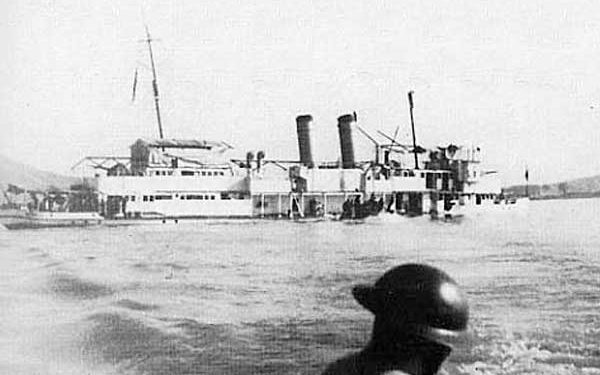 “Nurembergu” i Tokios në 1948-ën, ku u dënuan kriminelët japonezë të luftës