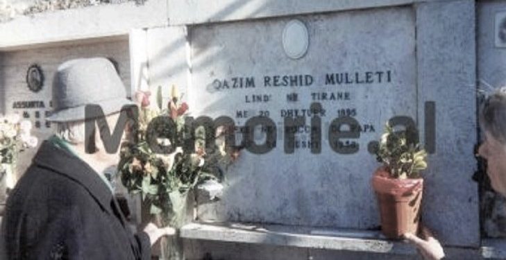The memories of Qazim Mulleti, the famous former prefect of Tirana, are revealed, where he tells about the raising of the flag in Tirana and Vlora, the meeting with Ismail Qemali who appointed him …. (facsimiles and photos)