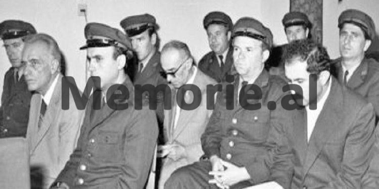 Raporti sekret i Mine Gurit për Komitetin Qendror: Ja kuadrot e Sigurimit të Shtetit që janë të implikuar në akte imoraliteti dhe…