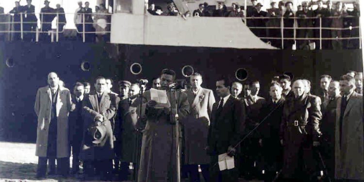 Memorie.al Enver durrës