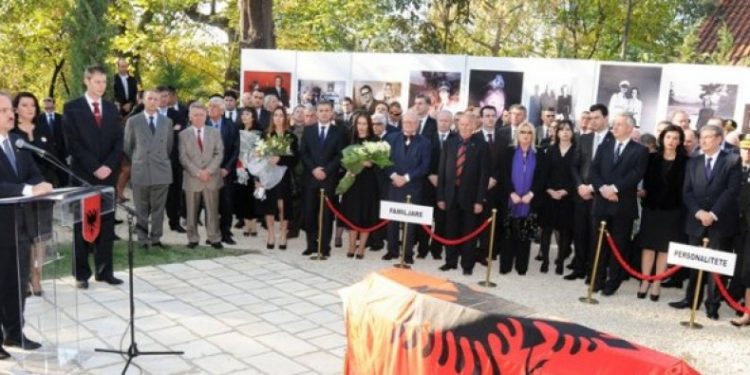 Kthimi i eshtrave të Mbretit Zog