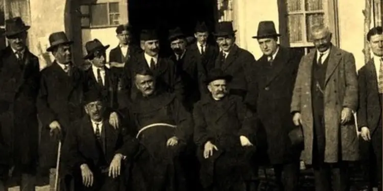Si u bë e mundër botimi i “Lahuta e Malcis” dhe fjala e panjohur e prof. Aleksandër Xhuvanit në ceremoninë e varrimit të Fishtës më 31 dhjetor 1940