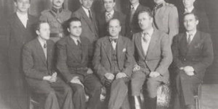 Firmëtar i Pavarësisë, në krye të Luftës së Vlorës e Kryetar Bashkie, delegat në Lushnje, u burgos nga Zogu,  italianët e gjermanët, dhe komunistët e vdiqën në tortura / Historia e panjohur e…