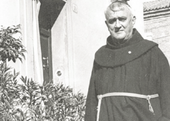 Historia e panjohur e Hafiz Ali Tarit që foli në varrimin e Fishtës dhe vuajti 20 vite burg, se denoncoi ideologjinë komuniste në Kinema Rozafat