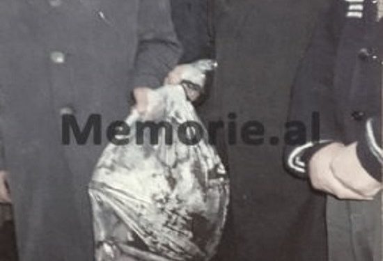 Historia e dhimbshme e ish-zyrtarit të lartë: Hetuesit që më torturonin me hekur të skuqur në mish dhe m’i hiqnin thonjtë me…