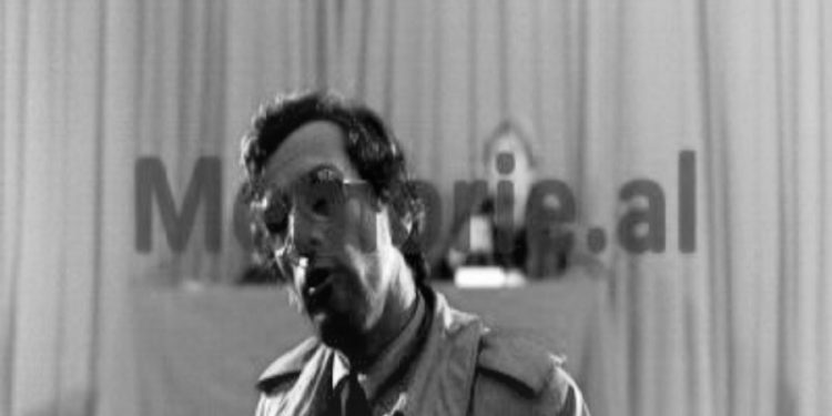 Unknown photos of the meeting where the legalization of the Democratic Party was announced / Published by Berisha, Meksi, Hajdari, Pashko, Zogaj, Pollo, Selami and Ruli, in Budina, Ben Lika, Zenel Hoxha, Ilir Dizdari, etc.