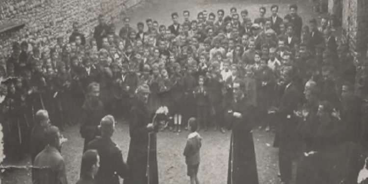 The unknown story of Hafiz Ali Tari who spoke at Fishta’s funeral and suffered 20 years in prison, that he denounced the communist ideology in Rozafat Cinema