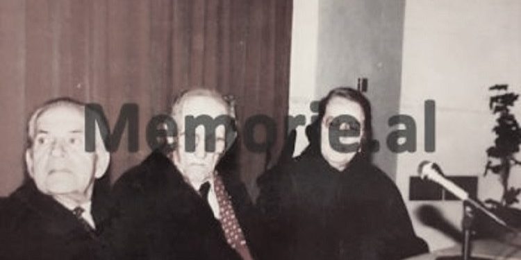 Historia e dhimbshme e ish-zyrtarit të lartë: Hetuesit që më torturonin me hekur të skuqur në mish dhe m’i hiqnin thonjtë me…