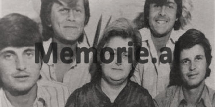 “Çfarë më tha Namiku për akuzat e Sigurimit si ‘agjent i UDB-së’ dhe ‘atentatin ndaj Enverit në ’84-ën” / Dëshmia e bashkëshortes dhe për vizitën e Bekim Fehmiut tek ata në Laç…