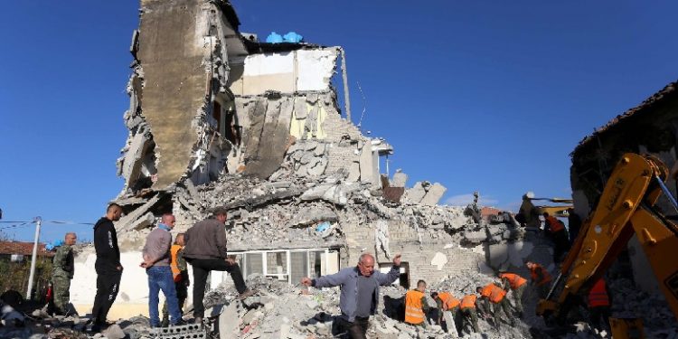 Dëshmia e specialistit: Si i ndërtuam dy pallatet e Thumanës në 1988-ën dhe pse u shëmbën ato nga tërmeti i 26 nëntorit….