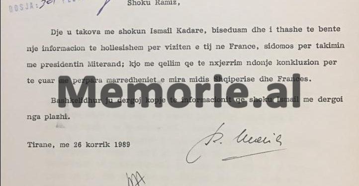 “Zoti Kadare, jam i lumtur t’ju kem pranë në festimet e 200-vjetorit të Francës” / Letra e ’89-ës e Presidentit Mitterand, që kishte ftuar 35 kryetar shtetesh dhe “harruar” Ramiz Alinë