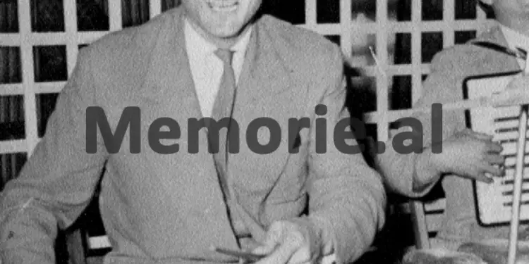 Si e ekzekutoi Enveri natën e Vitit të Ri ‘68-të, krushkun e tij, muzikantin virtuoz të “Dajti”-t dhe hoteleve të Malit të Zi e Bosnjes / Historia tragjike e togerit që e ktheu UDB-ja, pas…