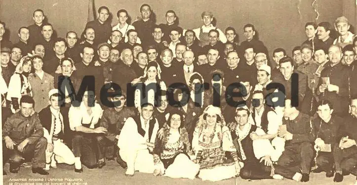 Kur Enver Hoxha dhuronte zift, vajguri dhe aheng për “vëllezërit vietnamezë” / Kujtimet e Osman Dylgjerit nga Ansamblit Ushtrisë…