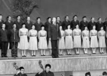 Kur Enver Hoxha dhuronte zift, vajguri dhe aheng për “vëllezërit vietnamezë” / Kujtimet e Osman Dylgjerit nga Ansamblit Ushtrisë…