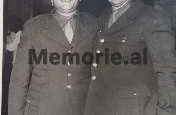 Kur Enver Hoxha dhuronte zift, vajguri dhe aheng për “vëllezërit vietnamezë” / Kujtimet e Osman Dylgjerit nga Ansamblit Ushtrisë…