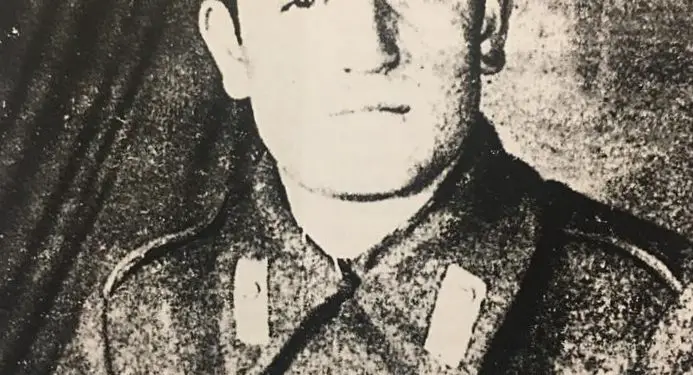 “Si u arratisëm nga burgu i Burrelit në ’67-ën”/ Historia e panjohur e Adem Allçit, kampionit të boksit dhe nipit të Shefqet Peçit, që mbeti në tela i …
