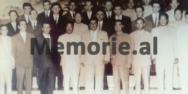 Ulu ti Mehmet dhe mos fol këta janë specialistë dhe aeroporti do bëhet në Gjadër dhe jo në Hekal” / Dëshmia e ish-komandantit të Aviacionit për debatet e Enverit në…